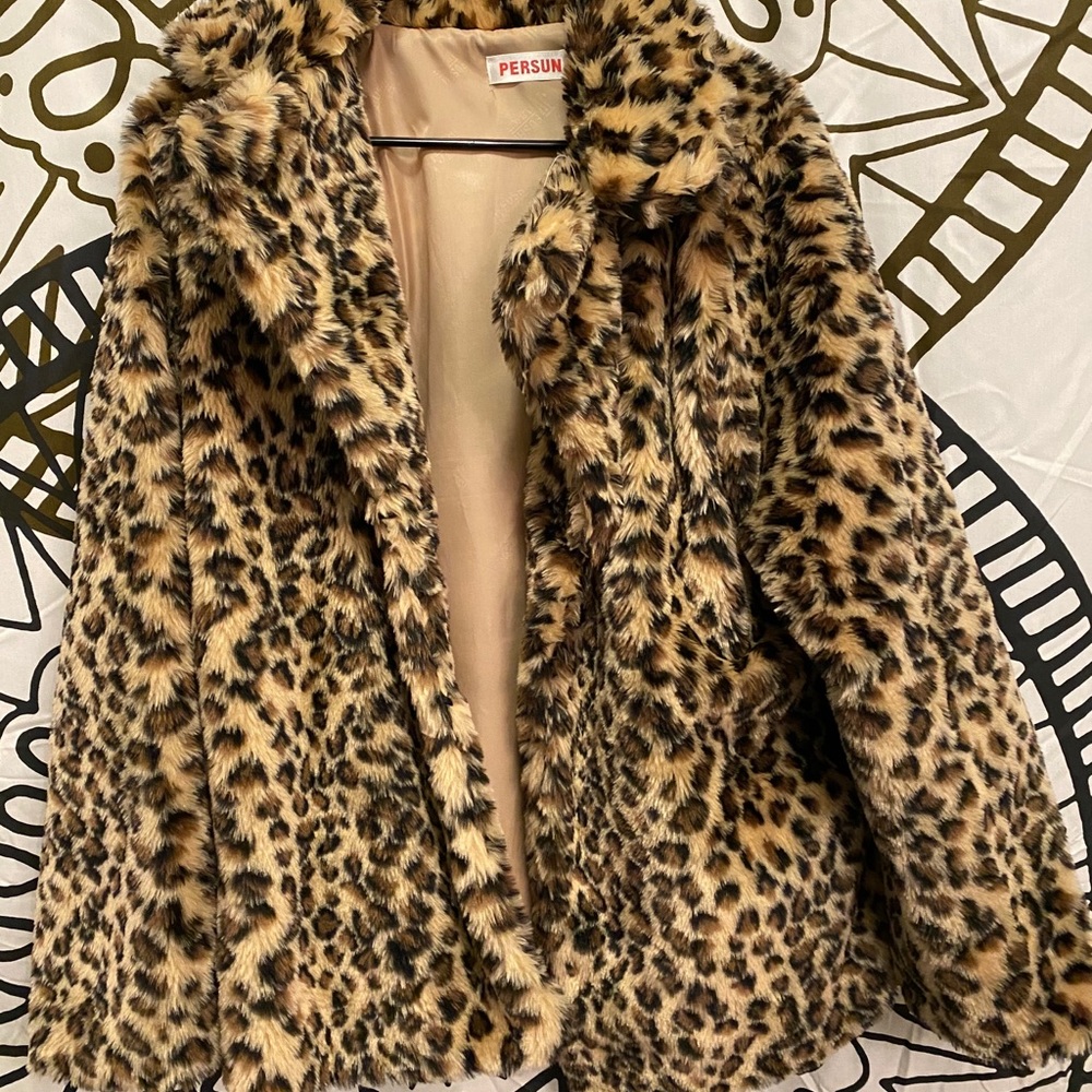 Leopard coat